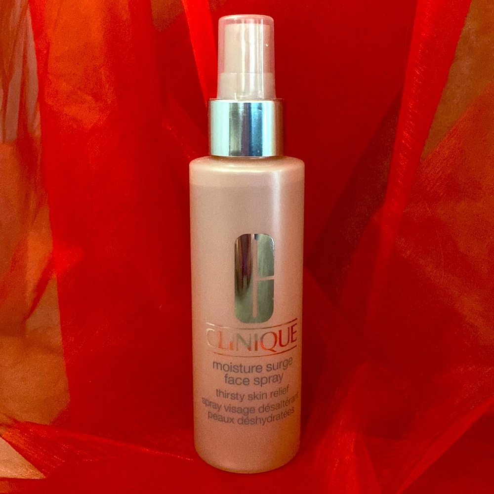 Clinique Moisture Surge Face Spray